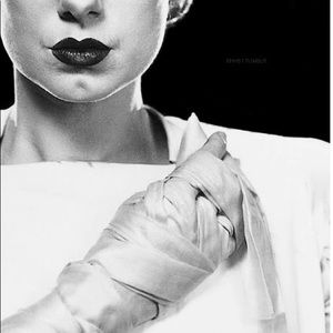 Meet your Posher, Michele